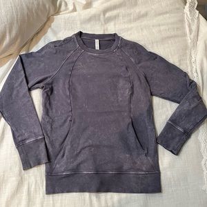Lululemon long sleeve sweatshirt